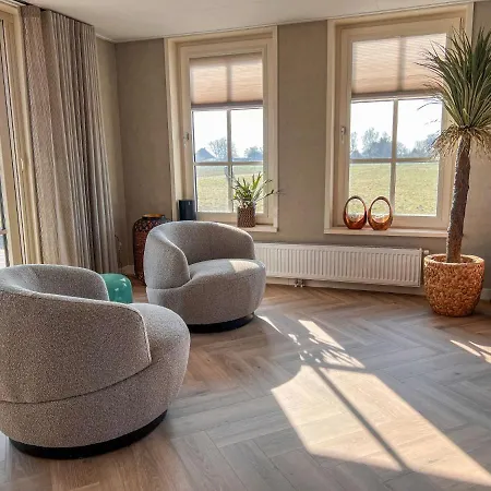 Wiringherlant-12 By Interhome * Hippolytushoef